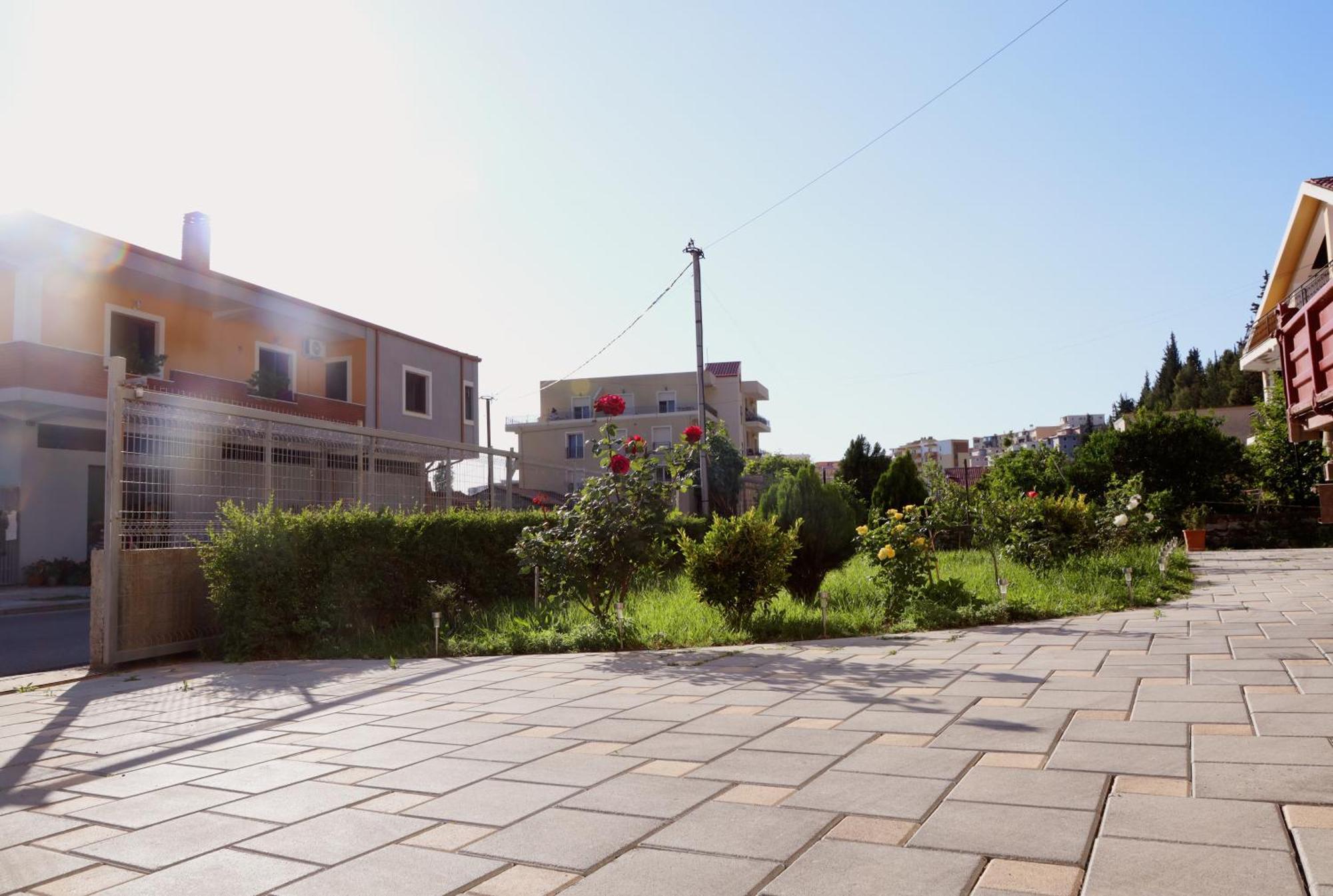 Lezhë Rajmonda Apartment מראה חיצוני תמונה